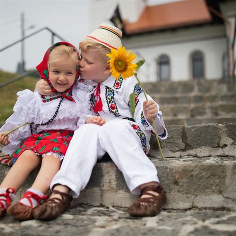 Nomi Rumeni Femminili.